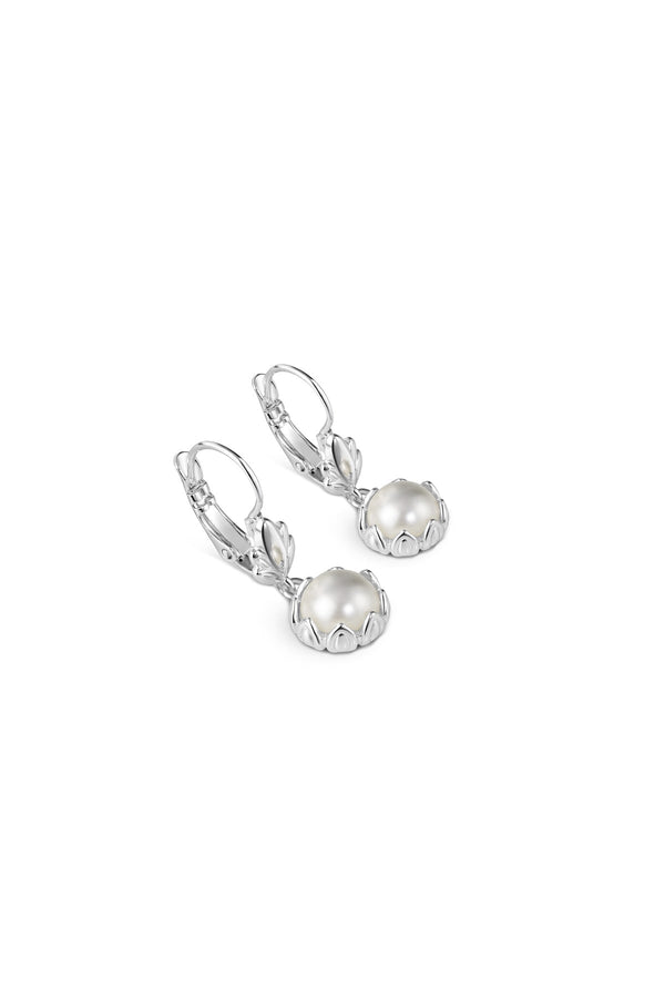 Carraig Donn Pearl Leaf Drop Earrings