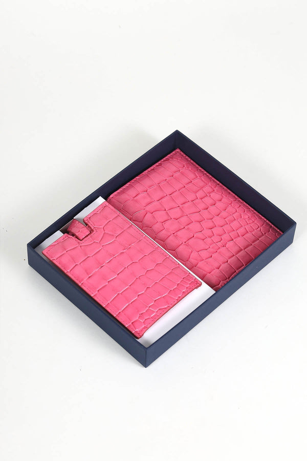 carraig donn Pink Passport Holder & Luggage Tag Set
