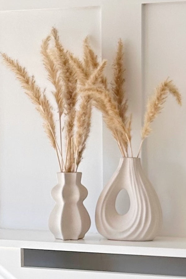 Carraig Donn Porcelain White Wave Vase