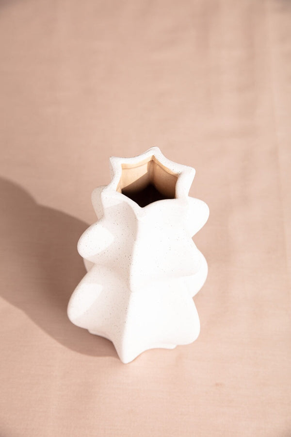 Carraig Donn Porcelain White Wave Vase