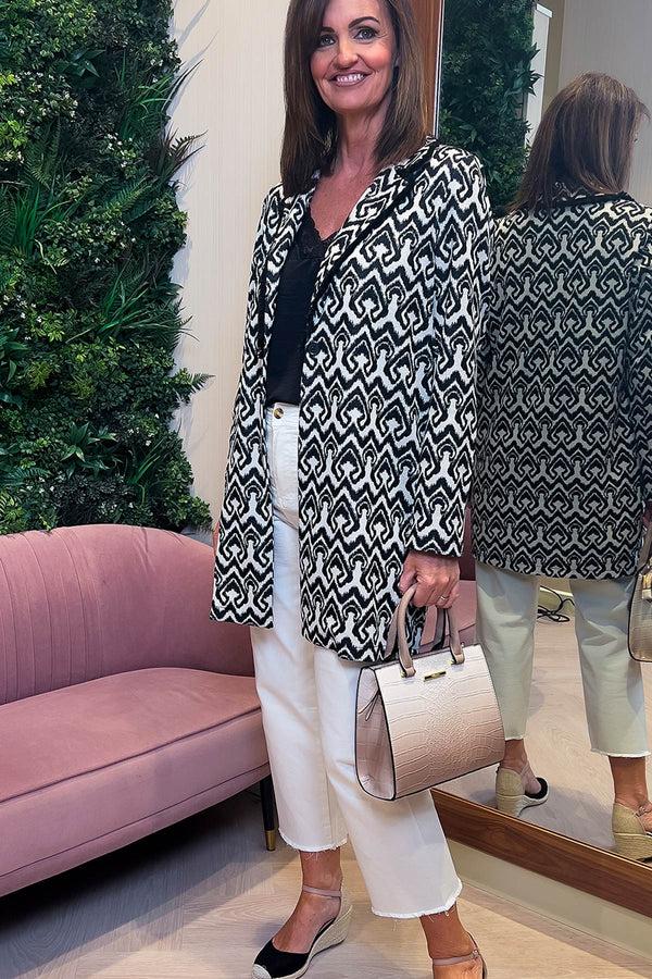 Carraig Donn Seamless Hem Jeans In Ecru