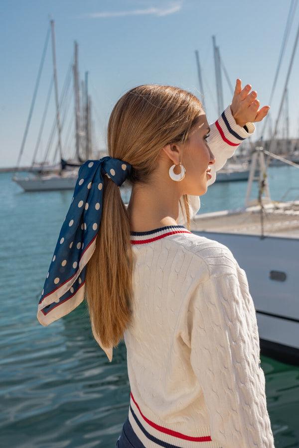 Carraig Donn Set Of 2 White & Gold Hoop Earrings