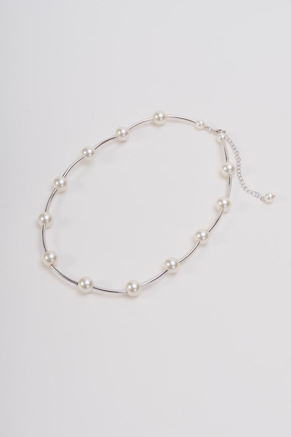 carraig donn Silver Curved Pearl Necklace