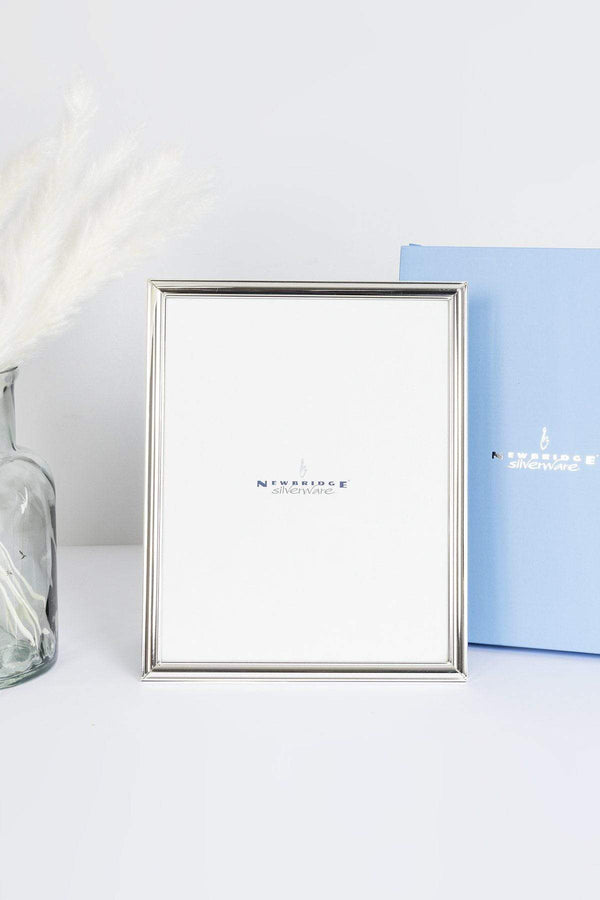 Carraig Donn Silver Plain Frame 8 X 10