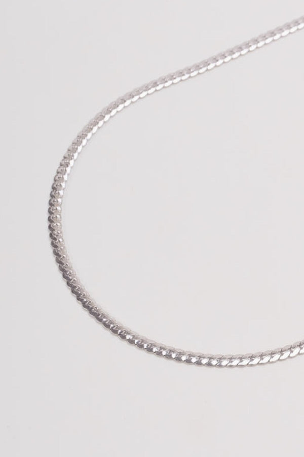 Carraig Donn Silver Snake Chain Necklace