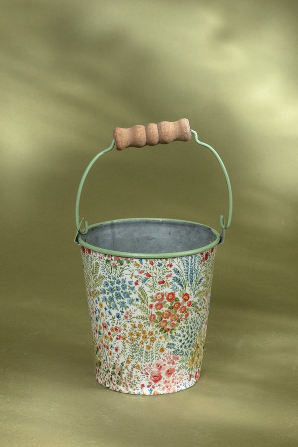Carraig Donn Small Meadow Metal Bucket