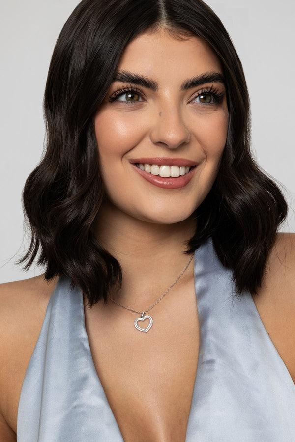 carraig donn Sparkling Heart Silver Necklace