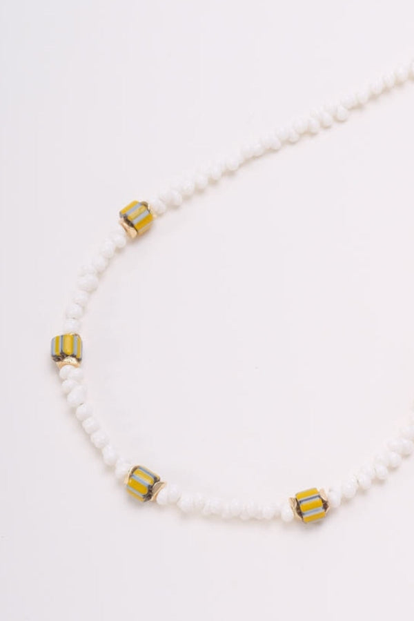 Carraig Donn Summer White Beaded Necklace