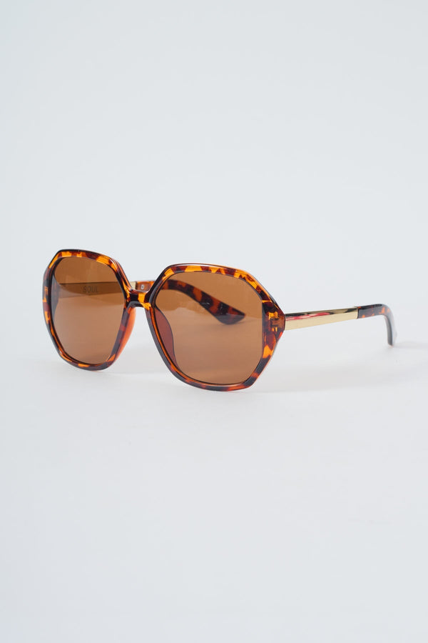 Carraig Donn Tortoise Shell Round Frame Sunglasses