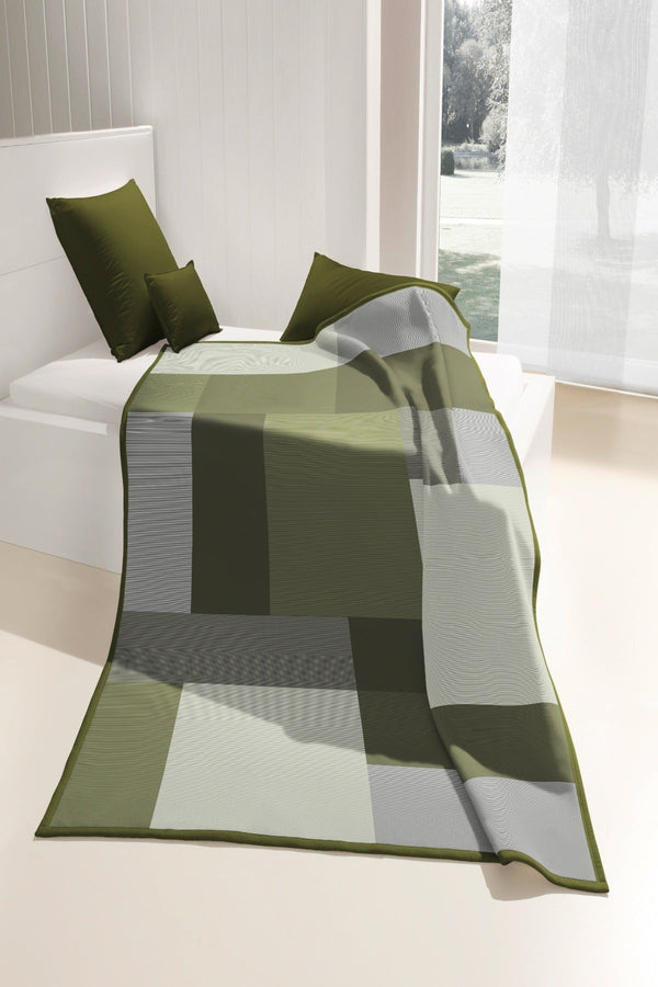 carraig donn Vermont Green Blanket