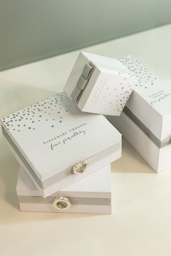 Carraig Donn White Flower Hammock Earrings