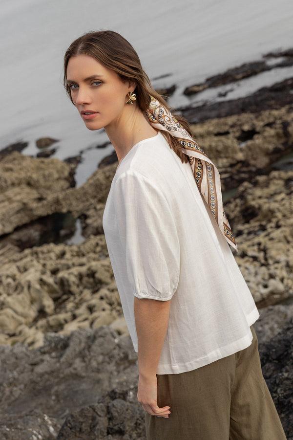 Carraig Donn White Linen Blend Puff Sleeve Top