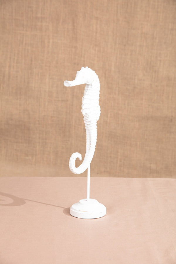 Carraig Donn White Sea Horse Decor