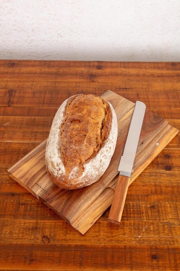 Carraig Donn Wooden Bread Board With Bread Knife