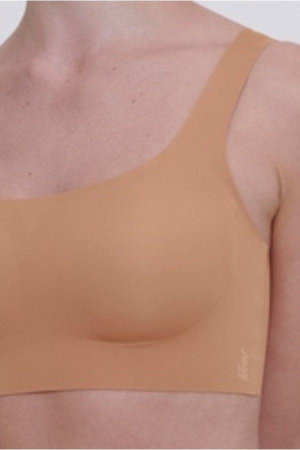 Carraig Donn Zero Feel Bralette Top In Nude