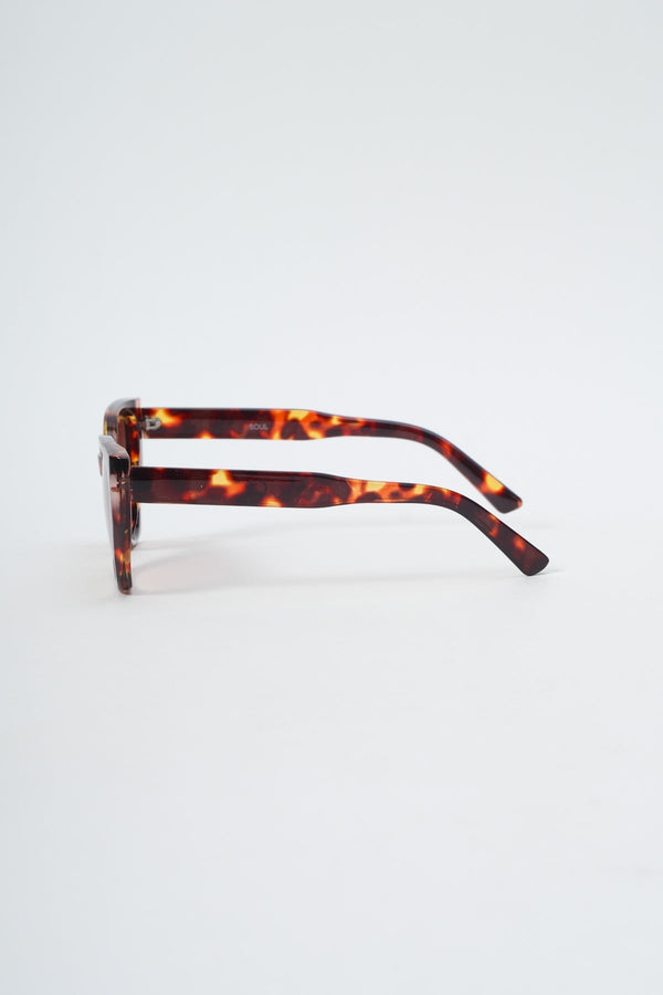 Carraig Donn Large Brown Tortoise Shell Cateye Sunglasses