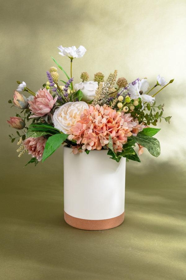 carraig donn Large Colourful Floral Posy Arrangement