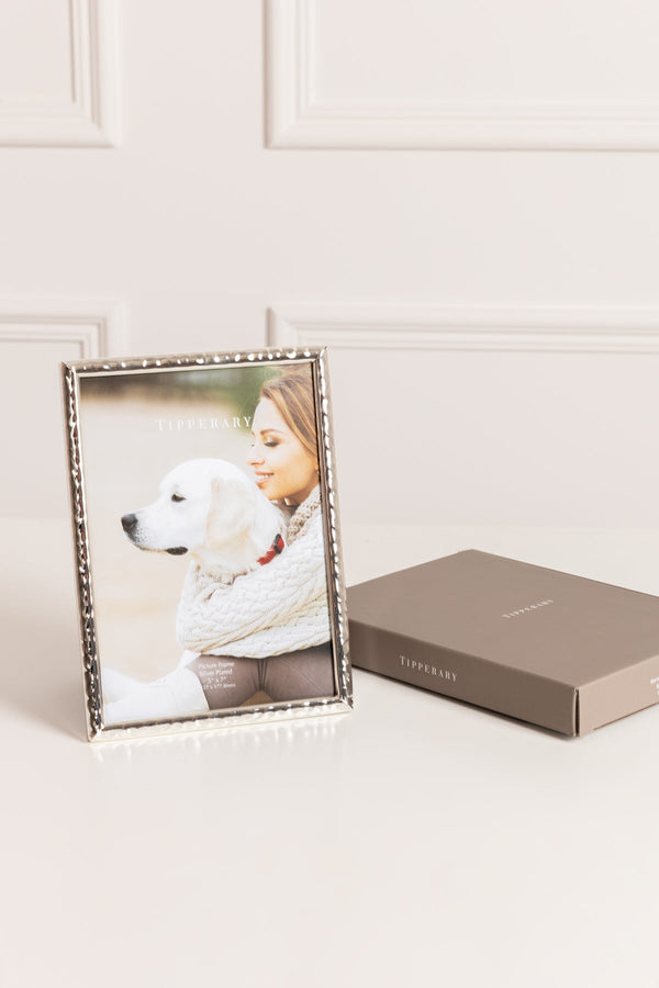 carraig donn Memories Silver Embossed Photo Frame 5" x 7"