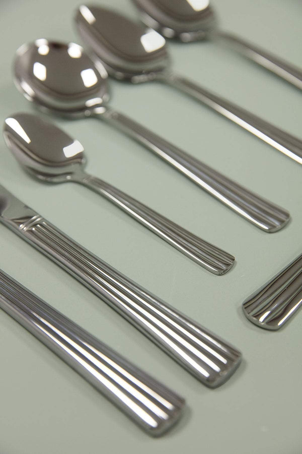 Carraig Donn Newbridge Nova 44 Piece Cutlery Gift Pack