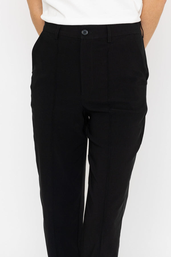 Carraig Donn Pleat Front Bengaline Trousers In Black