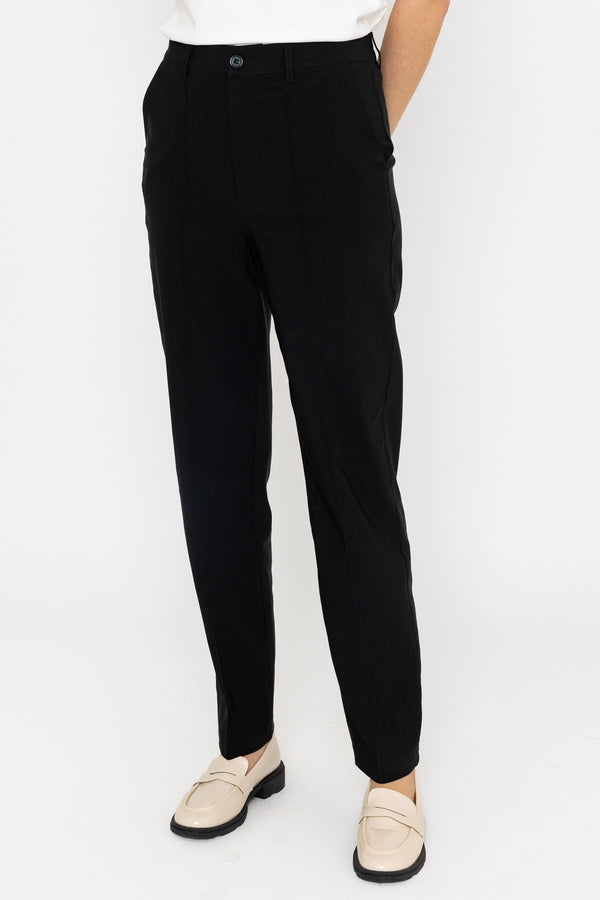 Carraig Donn Pleat Front Bengaline Trousers In Black