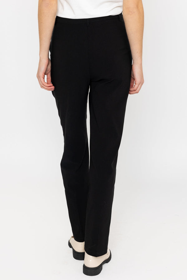 Carraig Donn Pleat Front Bengaline Trousers In Black