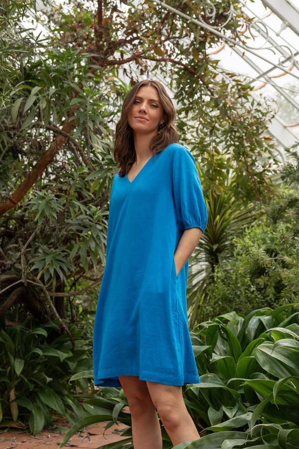 Carraig Donn Short Sleeve Linen Blend Shift Dress In Blue