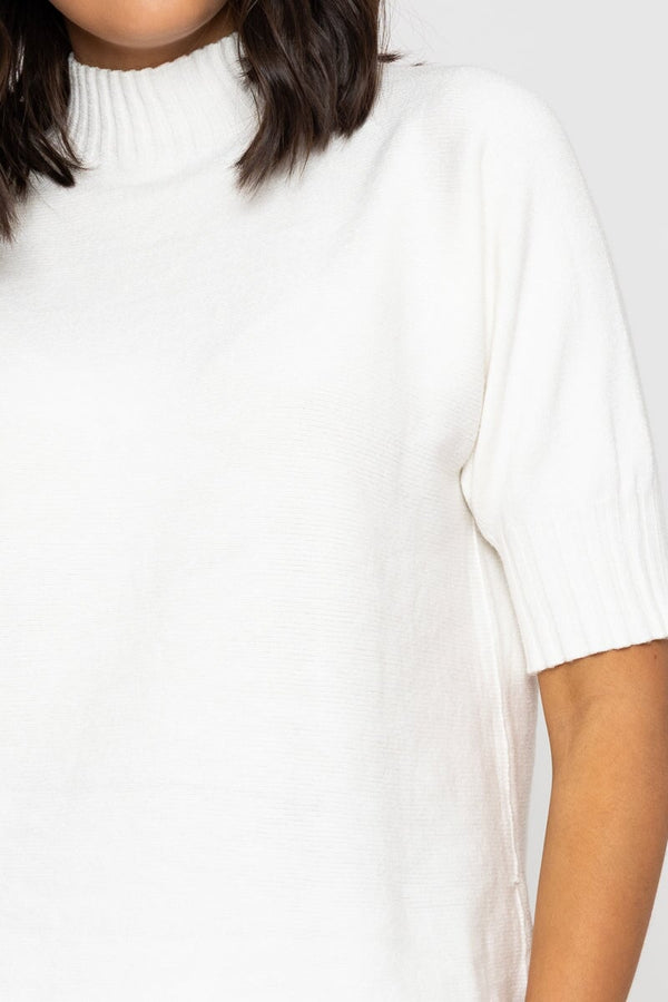 Carraig Donn Short Sleeve Rib Edge Knit Jumper In Ecru