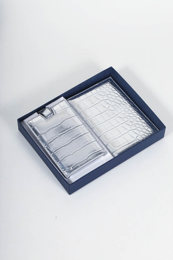 carraig donn Silver Passport Holder & Luggage Tag Set