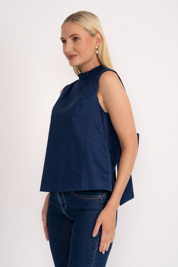 Carraig Donn Sleeveless Bow Back Cotton Sateen Top In Navy