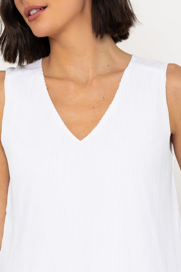 Carraig Donn Sleeveless Pleated Chiffon Top In White
