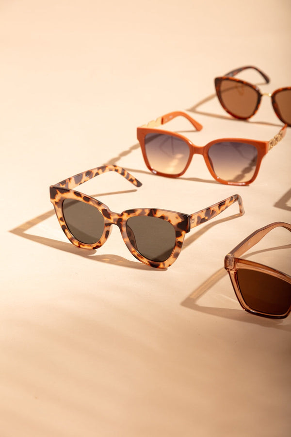 Carraig Donn Statement Tortoise Shell Cateye Sunglasses