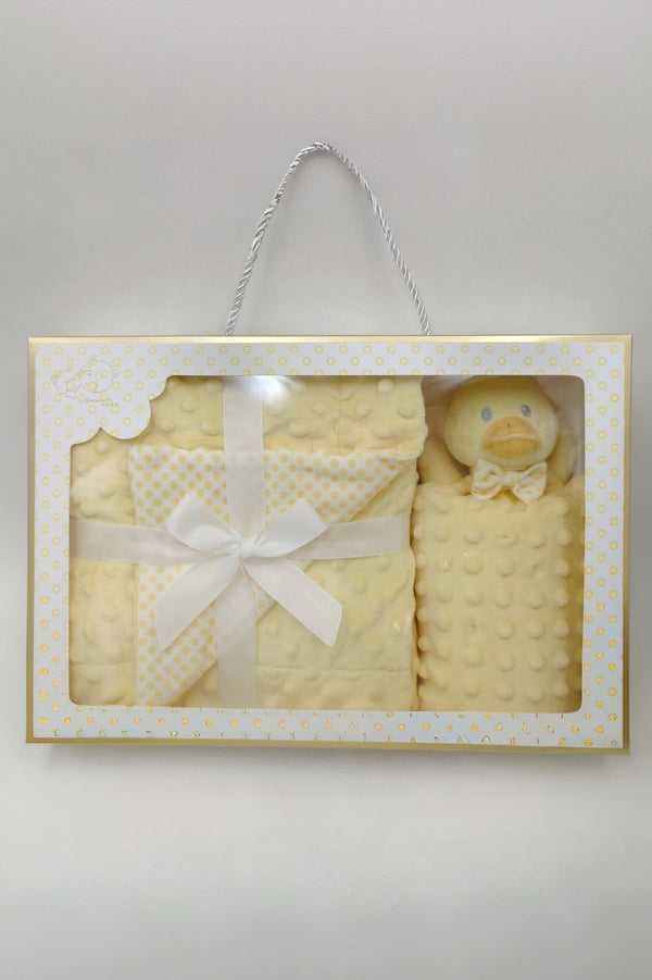 Carraig Donn Yellow Duck Comforter & Blanket Gift Box