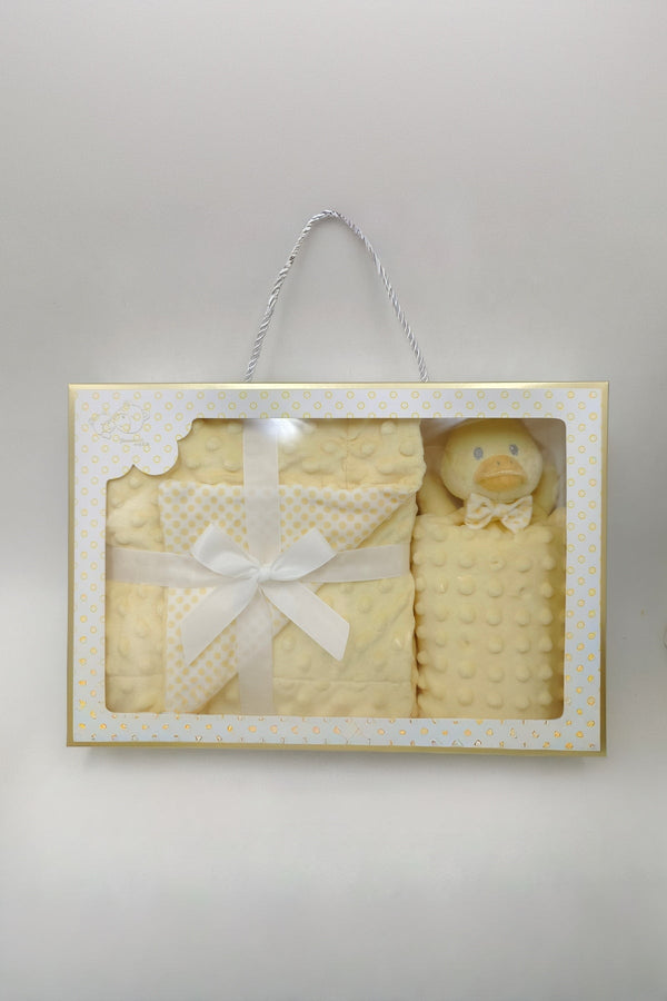 carraig donn Yellow Duck Comforter & Blanket Gift Box