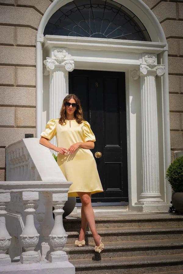 Carraig Donn Yellow Satin Puff Sleeve Knee Length Dress