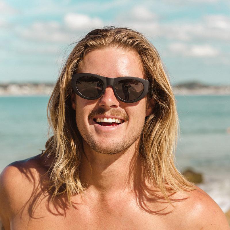 Carve Montana Gloss Black Dk Grey Polarized Lens