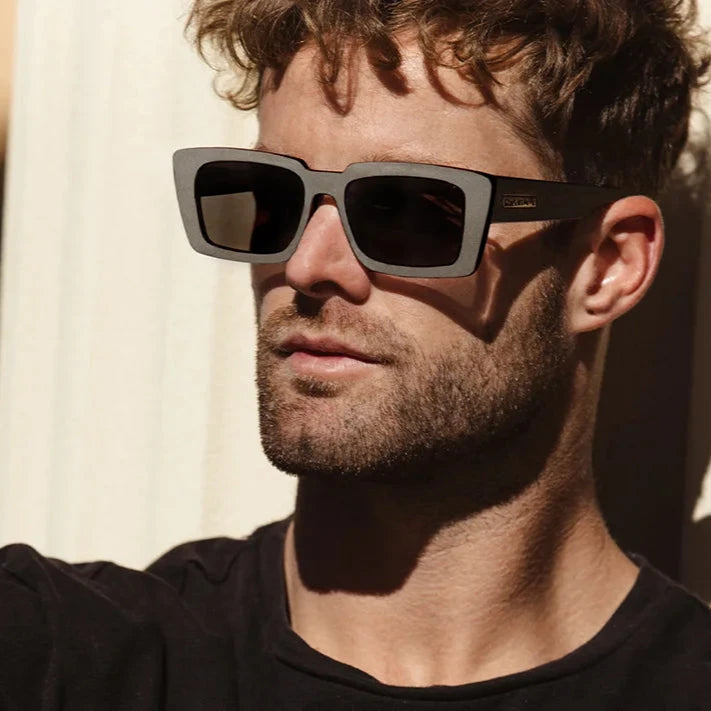 Carve Ziggy Matt Black Frame Green Polarized Lens