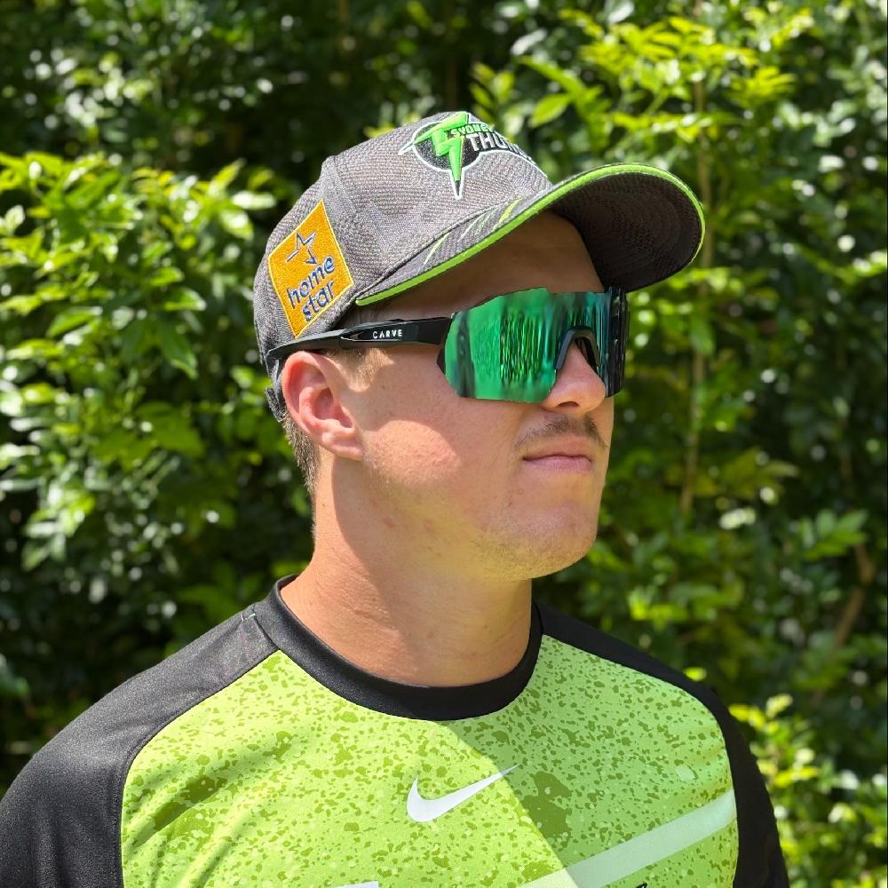 Carve Level Up Matt Black Frame Green Internal Lens With Green Purple Iridium Outer Lens Coating