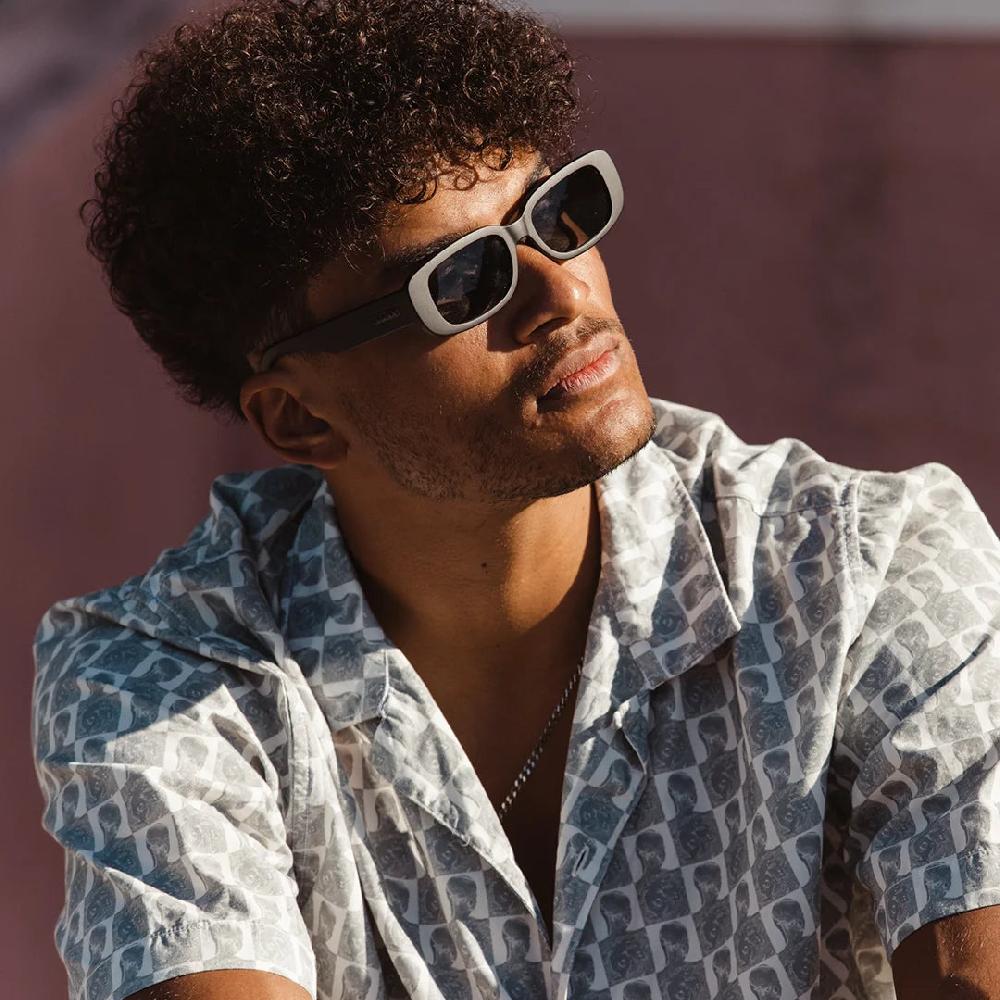 Carve Status Matt Black Frame With Grey Polarized Lens