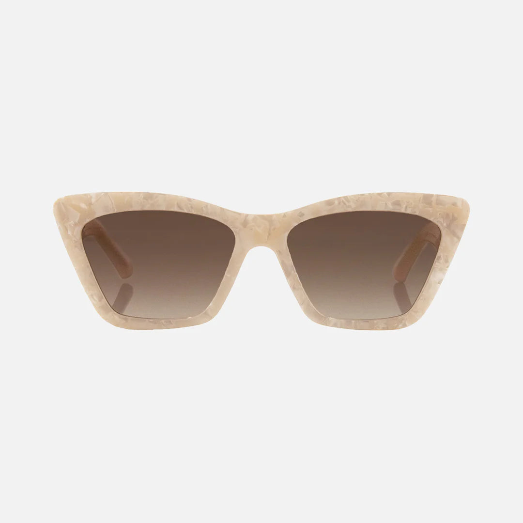 carve Tahoe Creamy Quartz Frame with Brown Gradient Lens