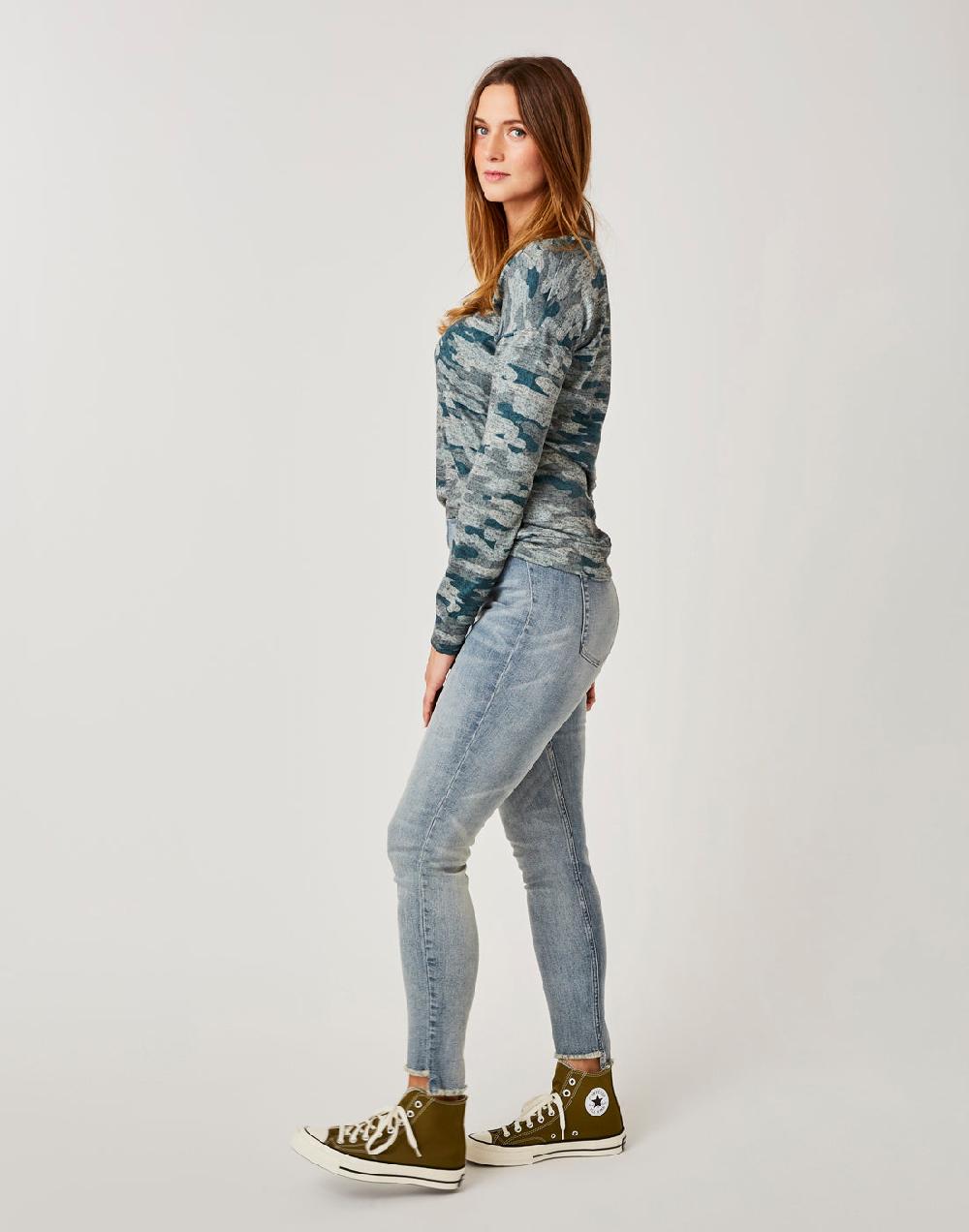 Carve Designs Alma Jean : Favorite Fade