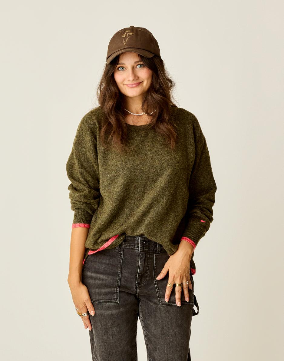 carve designs Drue Fuzzy Sweater: Fir w. Poinsettia