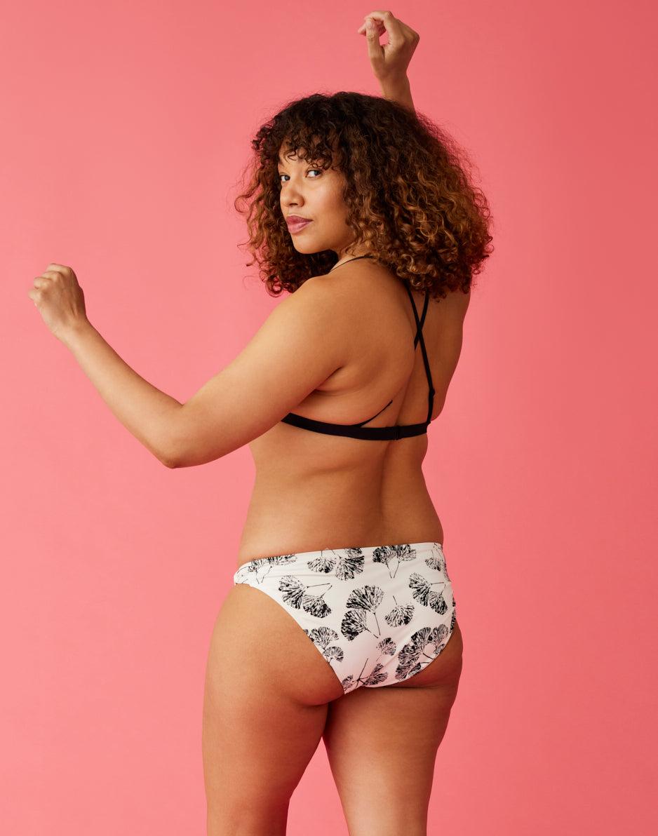 Carve Designs Gigi Smocked Top: Black