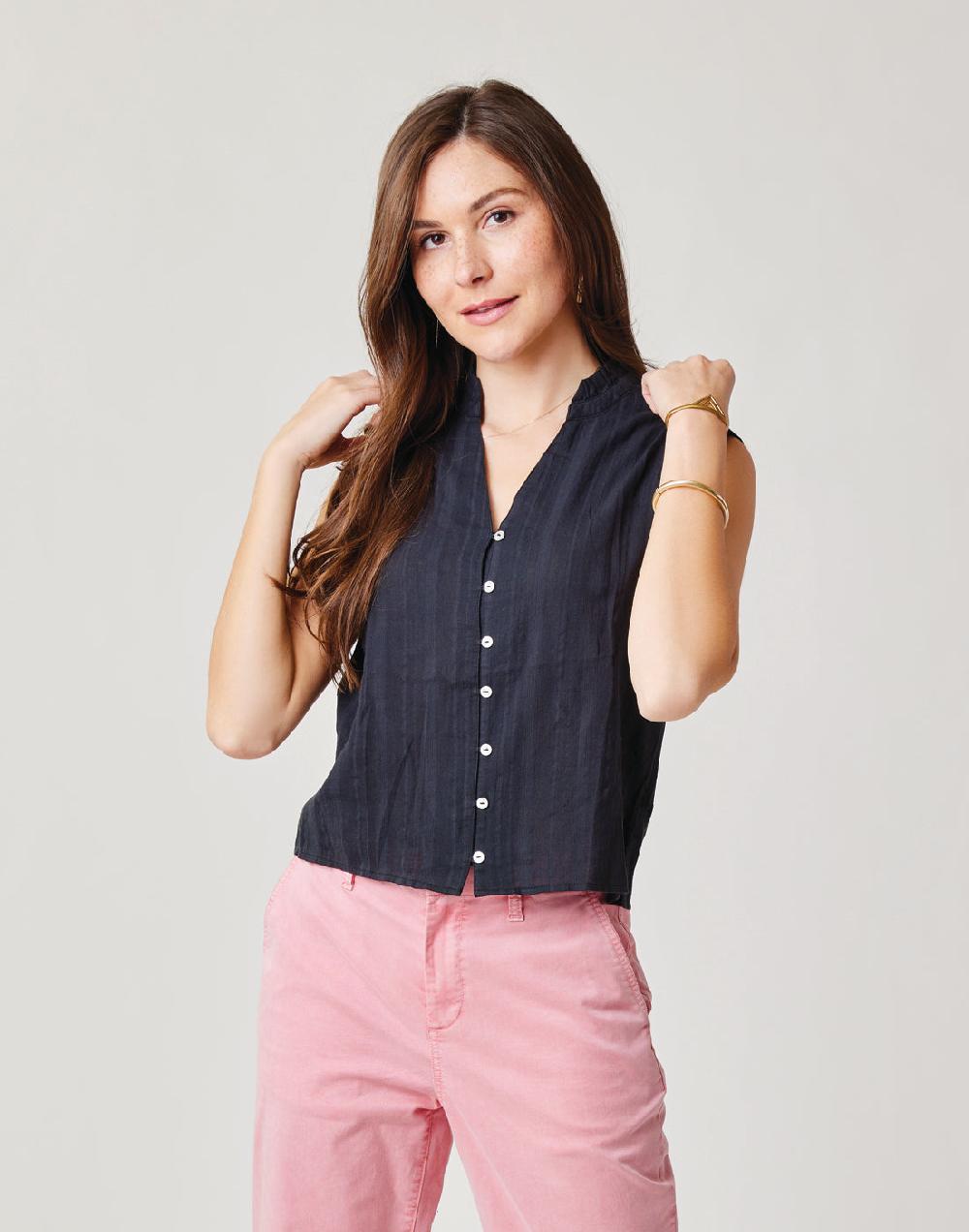 carve designs Reagan Top: Black