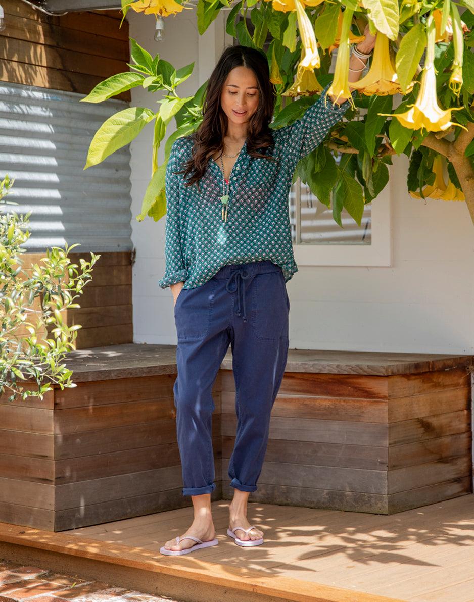 carve designs Zoe Twill Pant: Navy