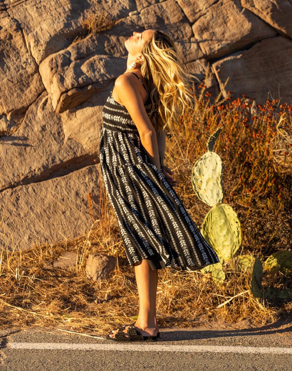 Carve Designs Jacey Textured Dress: Black Embroidered