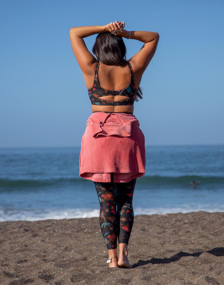 Carve Designs Korbyn Compression Top: Scattered Floral