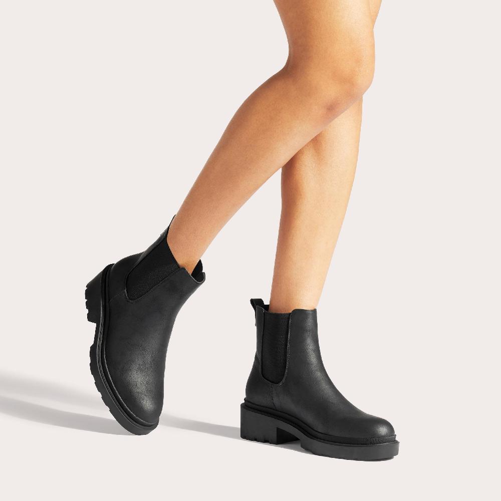 Carvela BOULDER CHELSEA Black Chelsea Boots By CARVELA