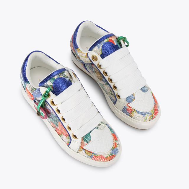 Carvela By Kurt Geiger SOUTHBANK TAG Strawberry Canvas Tag Sneaker By KURT GEIGER LONDON