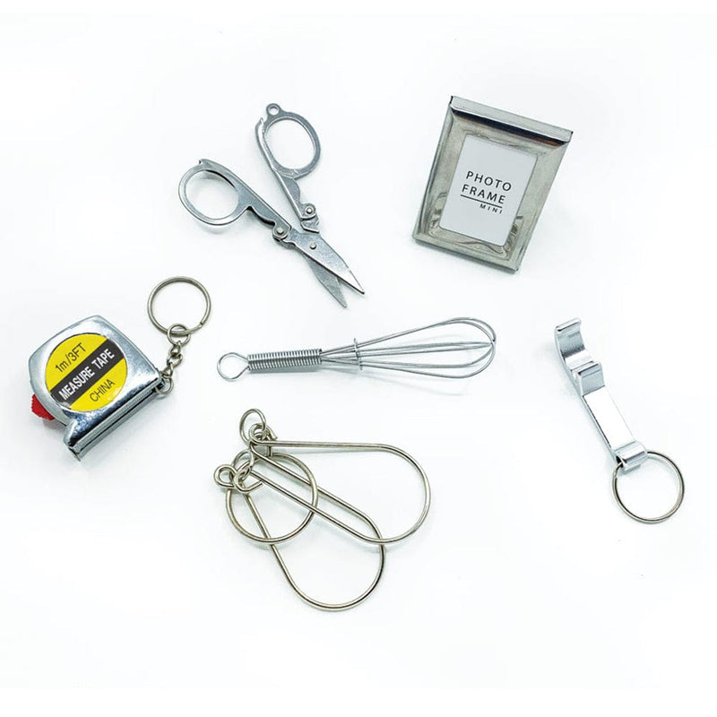 Caspari Christmas In The Air Cone-Shaped Celebration Crackers - 8 Per Box